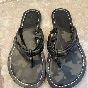 Bernardo Sandals. Size 8. Worn a few times.